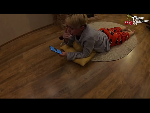 ❤️ Loura tola chupando unha enorme polla chupando e rebotando nela - Sexo anal ❌ Porno bonito en % gl.pornmega-com.ru % ❌❤