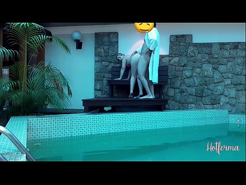 ❤️ O xefe invita a criada á piscina, pero non puido resistirse a un quente ❌ Porno bonito en % gl.pornmega-com.ru % ❌❤